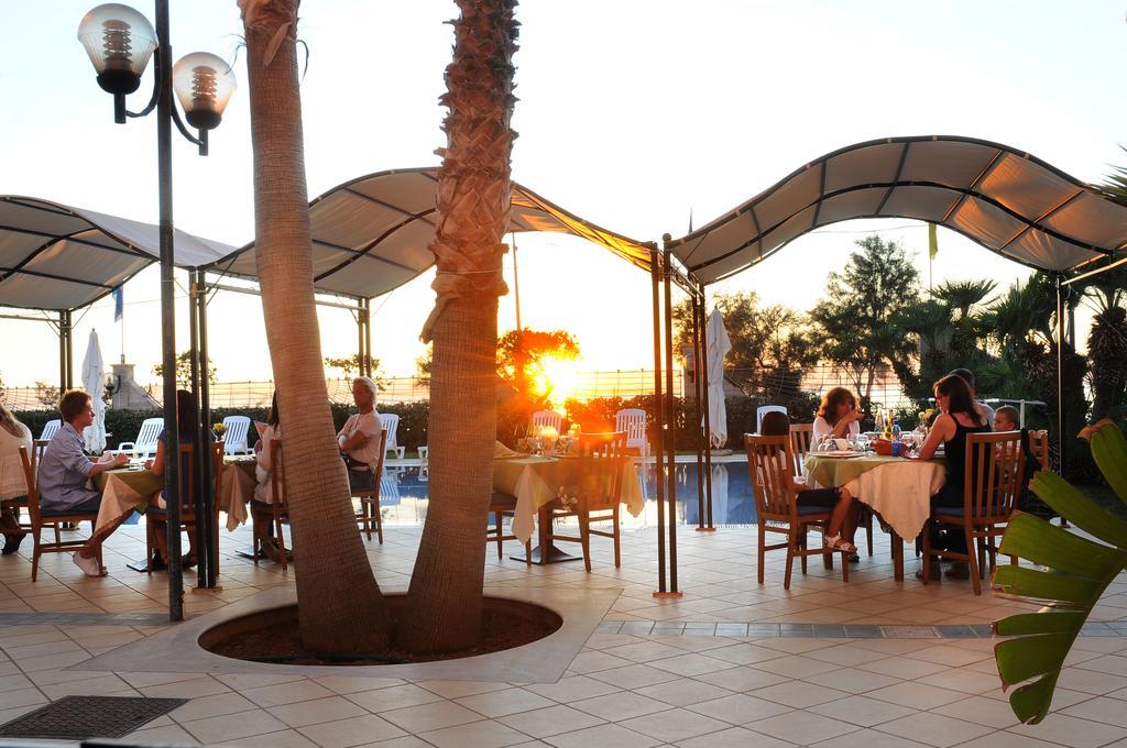 Hotel Sirenetta Ізола-делле-Фемміне Екстер'єр фото