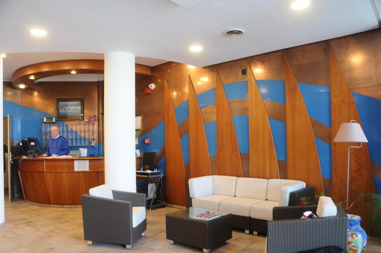 Hotel Sirenetta Ізола-делле-Фемміне Екстер'єр фото